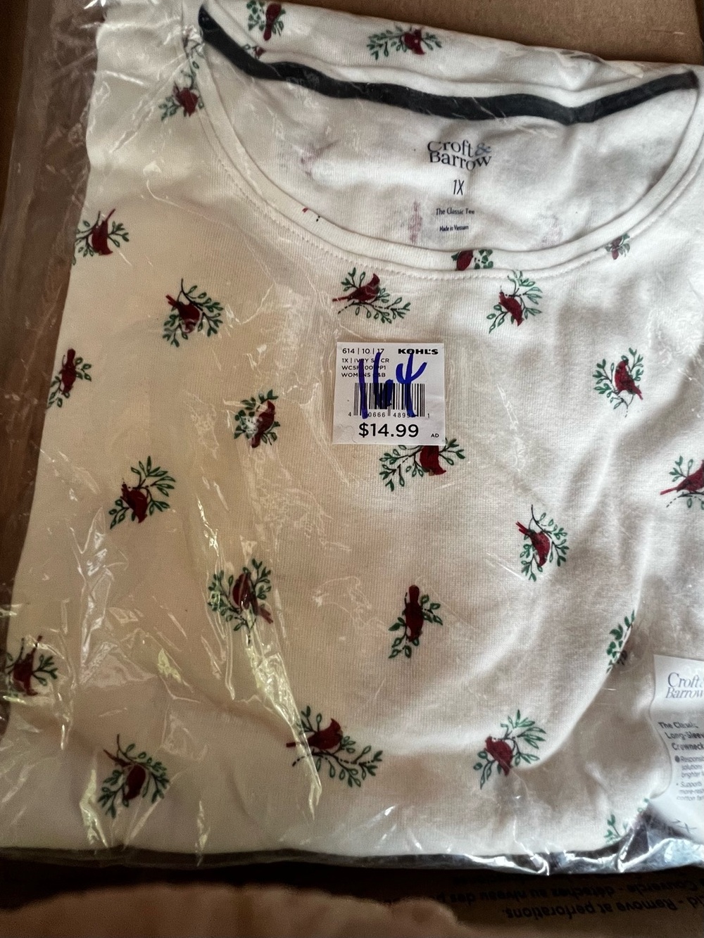 croft & barrow White Long Sleeve Tee with Red Floral Sprigs. 1X. NWT.